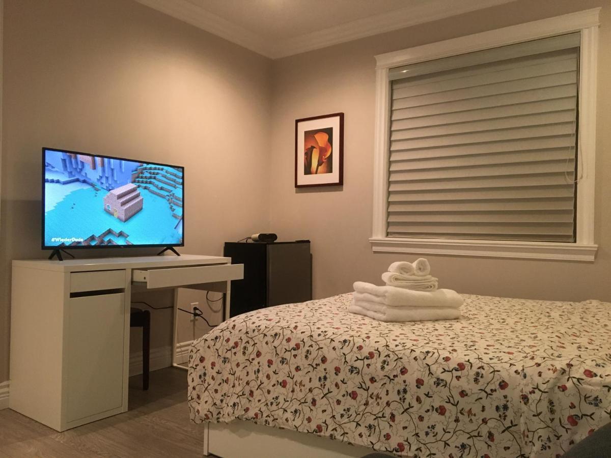 Lisa'S Home เบิร์นนาบี ภายนอก รูปภาพ